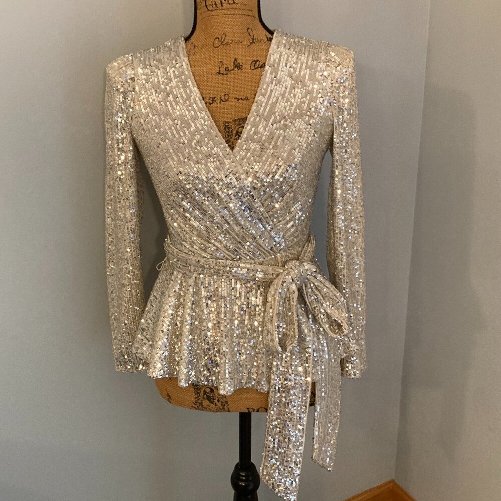 Eliza J Sequin Long Sleeve - Tie Waist - Faux Wrap Top - Women Size 2